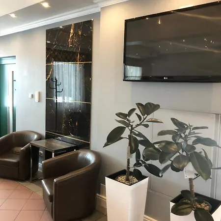 Avila Park & 住宿加早餐酒店 Dziwnówek