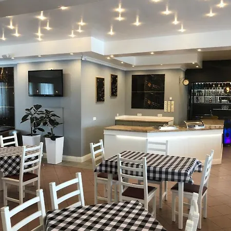 Avila Park & 住宿加早餐酒店 Dziwnówek