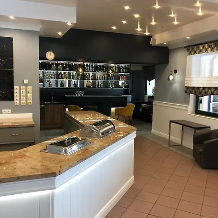 Avila Park & 住宿加早餐酒店