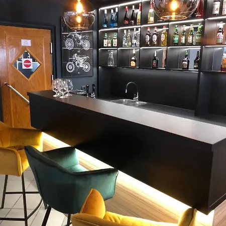 住宿加早餐酒店 Avila Park &