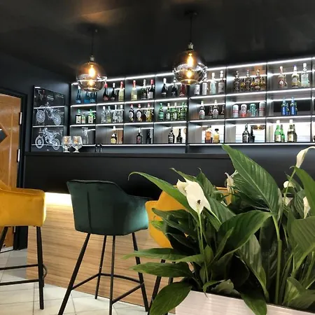 Avila Park & 住宿加早餐酒店 Dziwnówek