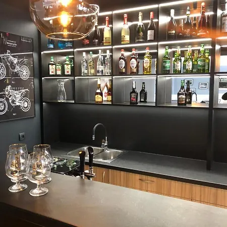 住宿加早餐酒店 Avila Park & 3*