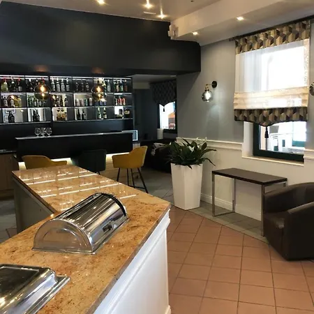 Avila Park & 住宿加早餐酒店 3*