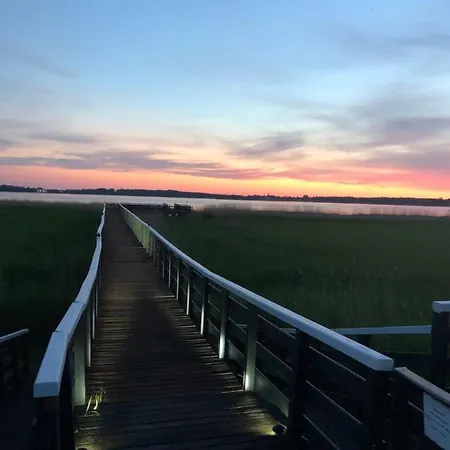 Avila Park & Dziwnówek