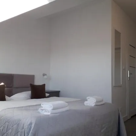 Avila Park & Bed & Breakfast 3*