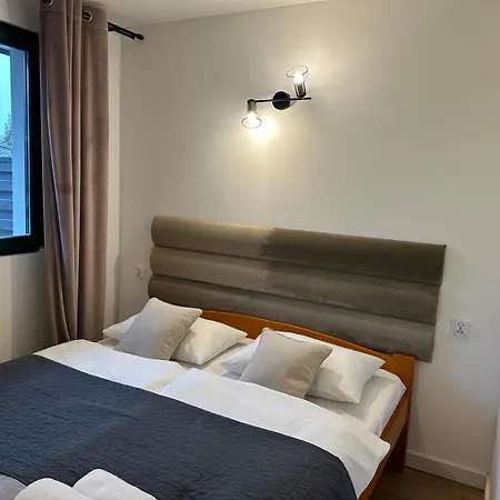 Bed & Breakfast Avila Park & Dziwnówek