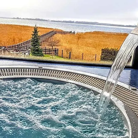 Avila Park & 3*