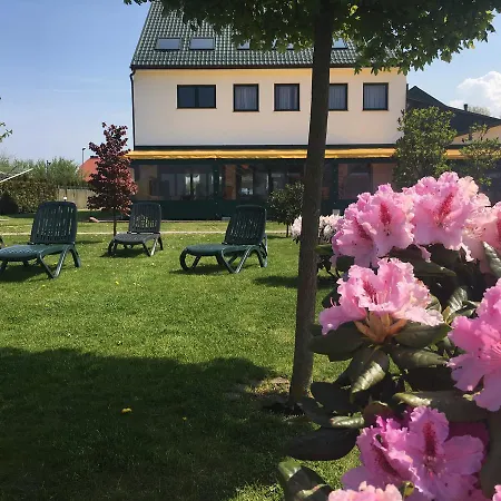 Avila Park & Bed & Breakfast 3*