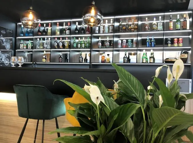 Avila Park & Nocleg ze śniadaniem