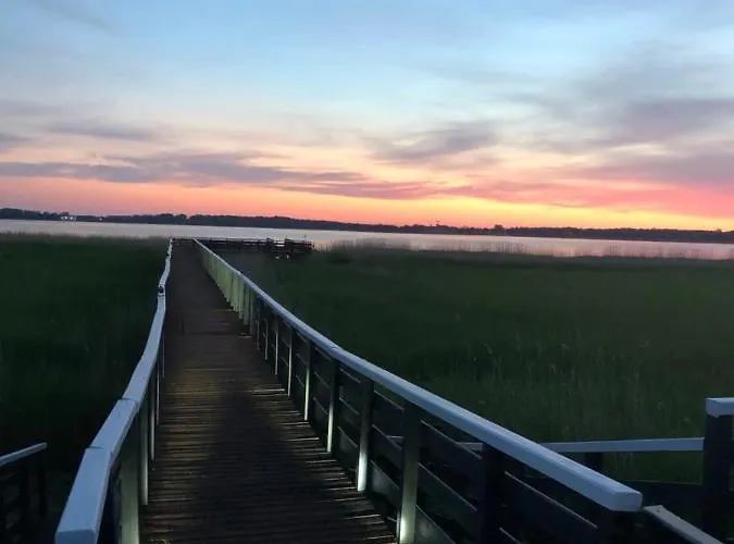 Avila Park & Дзивновек