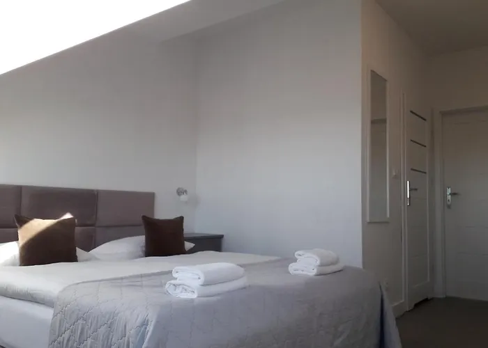 Avila Park & Bed and breakfast 3*