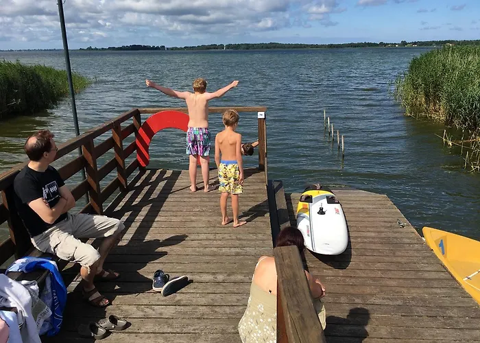 Avila Park & Nocleg ze śniadaniem 3*